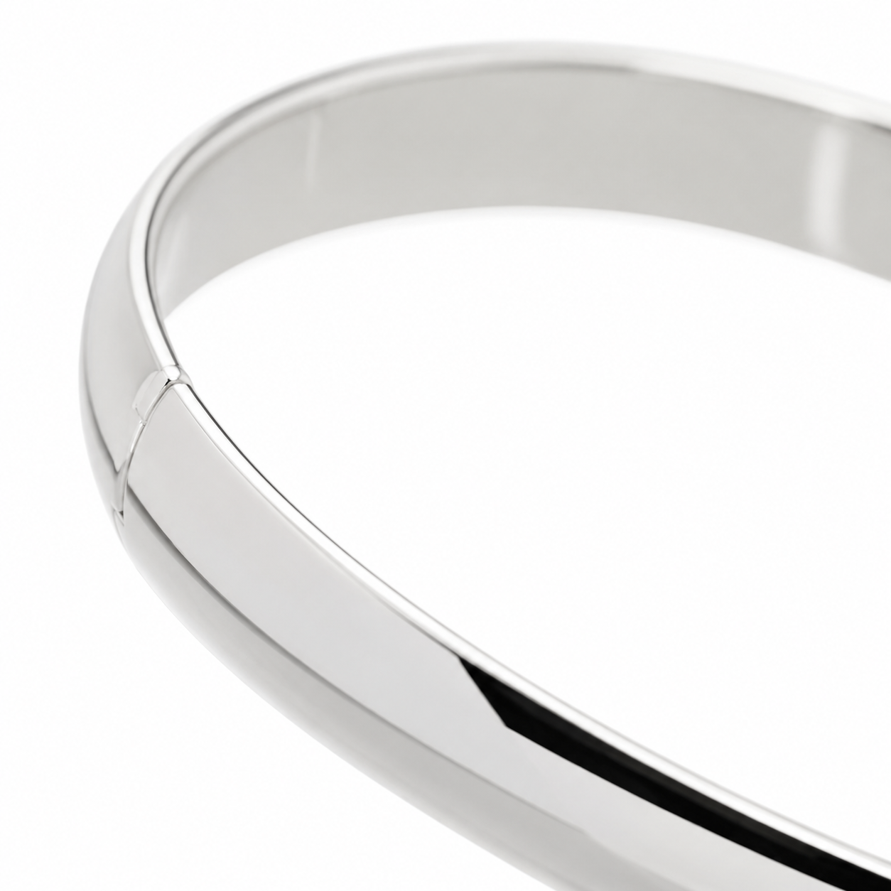 Silver Plain Polished Round Bangle — Close-up detail